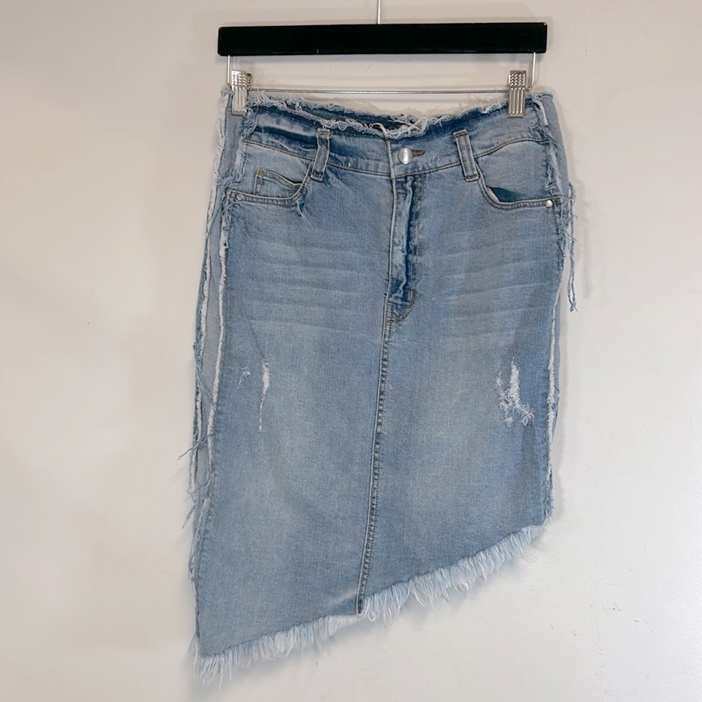 Rachel Rachel Roy Distressed Frayed Women’s Size 6 Asymmetrical Blue Jean Skirt